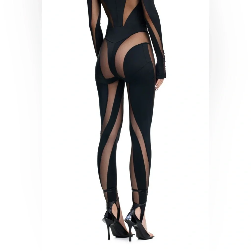 Mesh-paneled Stirrup Leggings - Picture 3 of 10